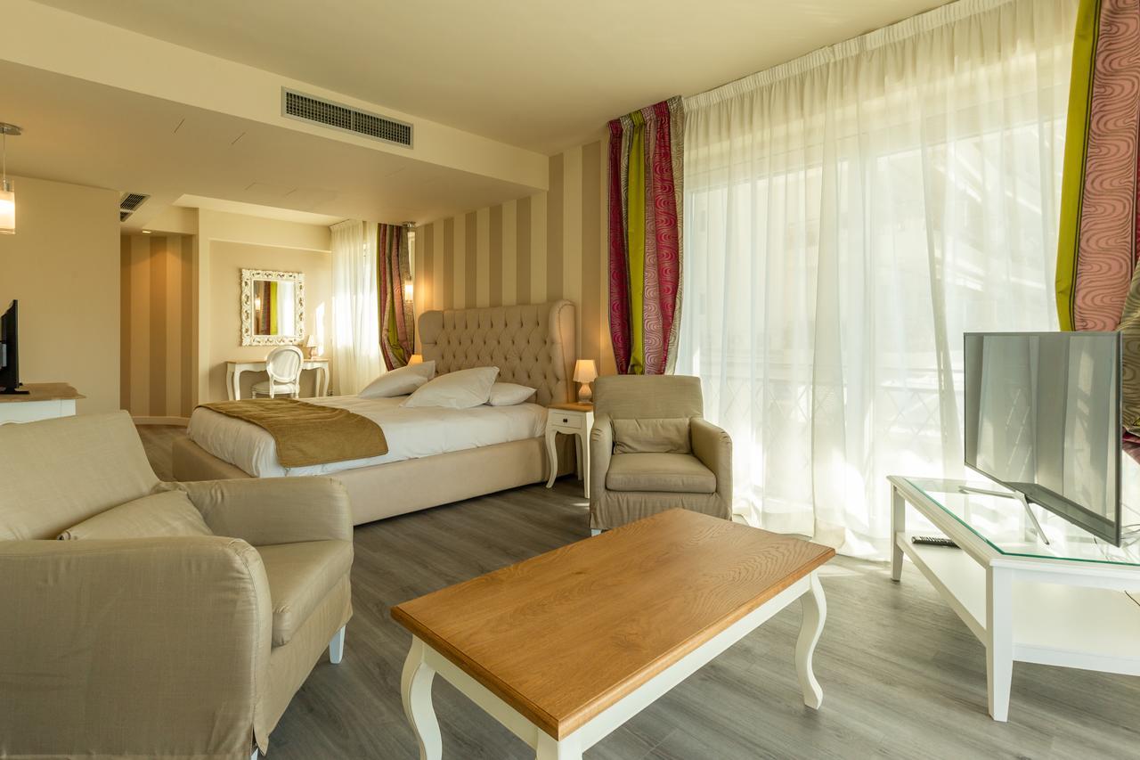 La Dolce Vita Hotel 멍똥 외부 사진