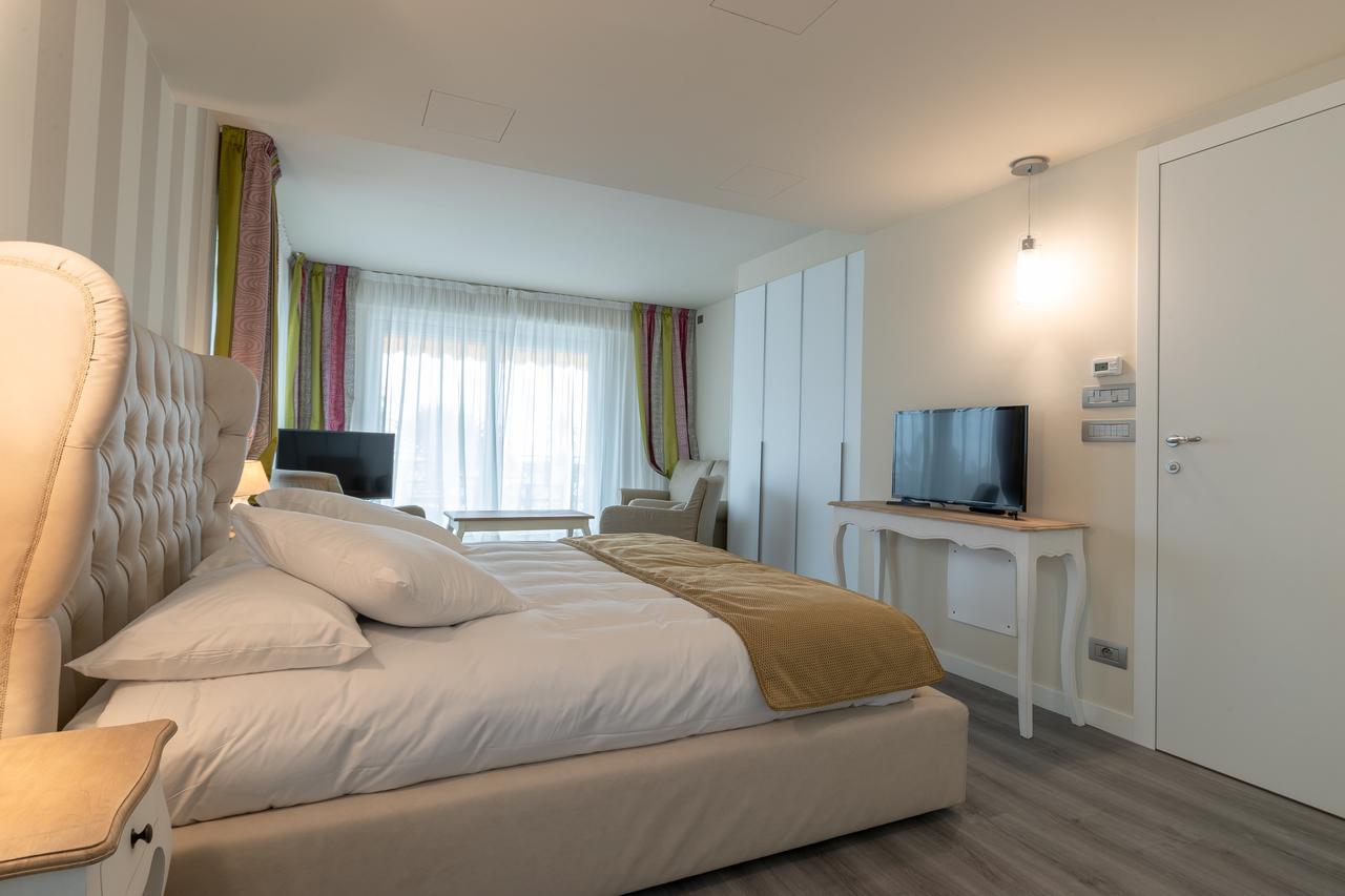 La Dolce Vita Hotel 멍똥 외부 사진